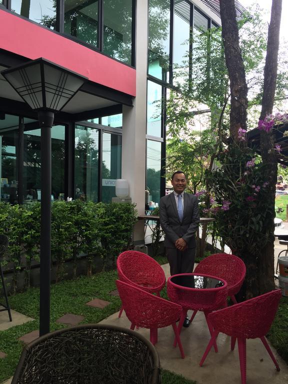 Coffee Station Hostel Udon Thani Bagian luar foto