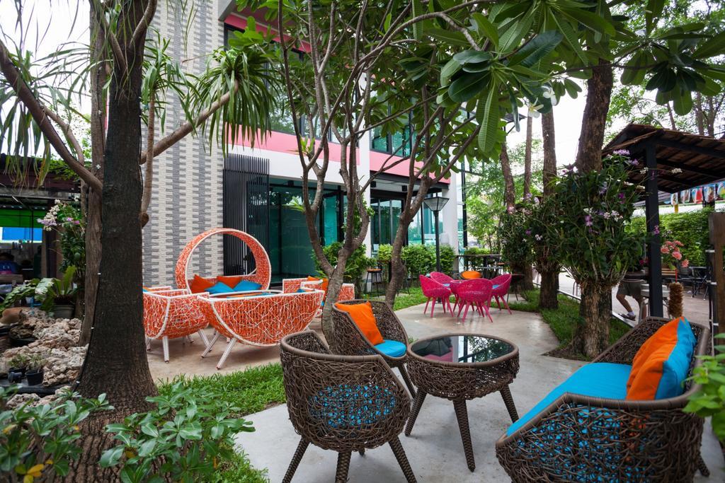 Coffee Station Hostel Udon Thani Bagian luar foto